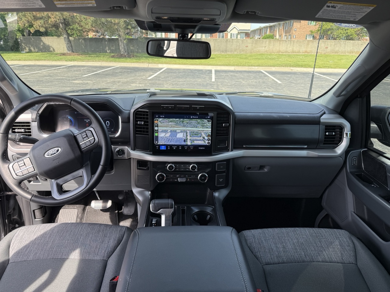 2023 FORD F-150 XLT photo 7 of 12
