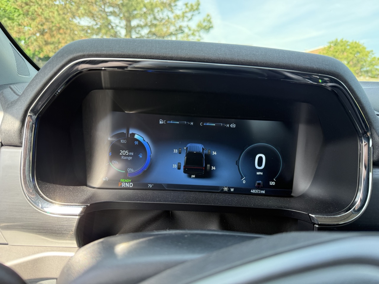 2023 FORD F-150 XLT photo 9 of 12