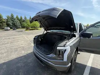 2023 FORD F-150 Lightning XLT photo 11 of 12
