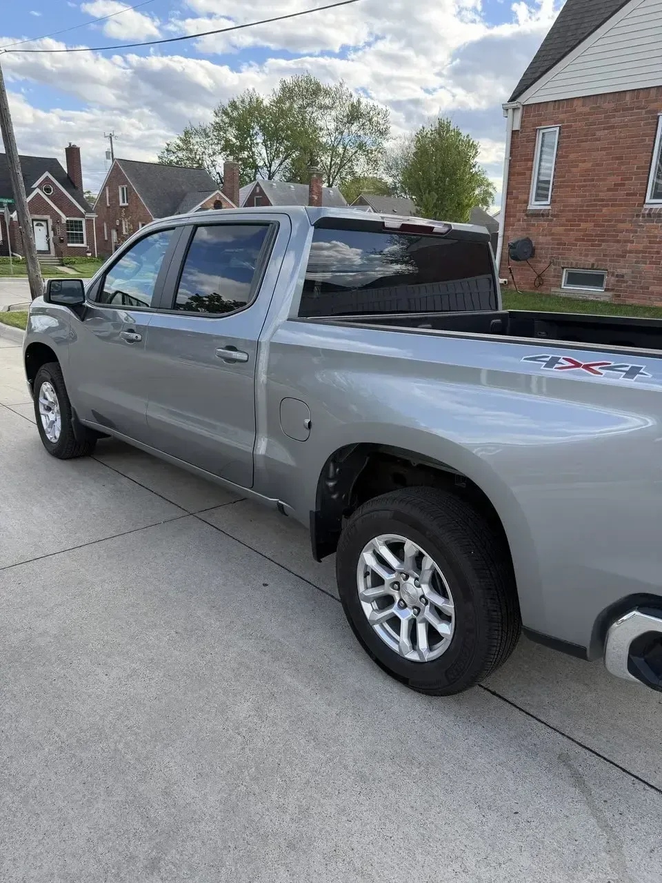 2025 CHEVROLET Silverado