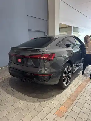 2024 AUDI Q8 ETRON SPORTBACK S Line Prestige package (Launch Edition) photo 1 of 6