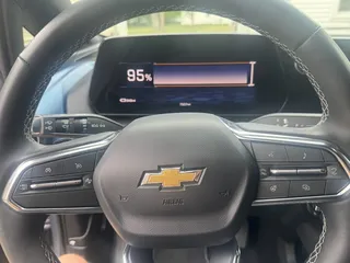 2025 CHEVROLET Equinox EV photo 5 of 5