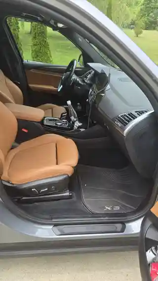 2024 BMW X3 Xdrive photo 2 of 12