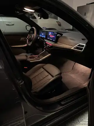 2026 BMW M340i photo 3 of 5