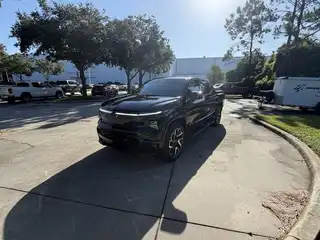 2024 CHEVROLET Silverado RST photo 3 of 11