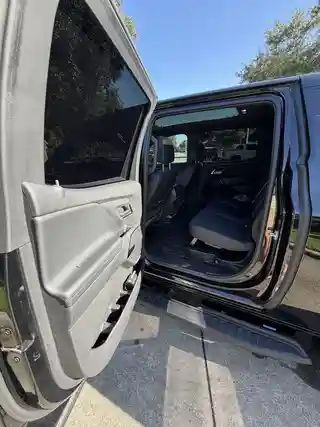 2024 CHEVROLET Silverado RST photo 10 of 11