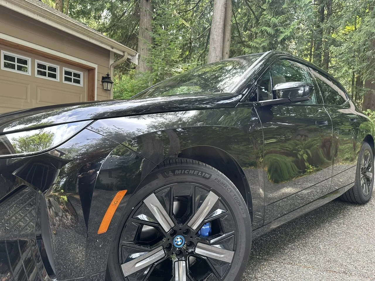 2025 BMW iX xDrive50