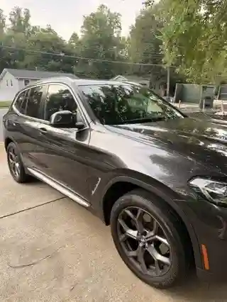 2024 BMW X3 photo 2 of 4