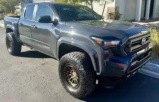 2025 TOYOTA Tacoma