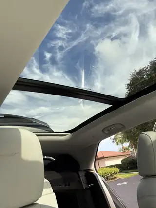 2025 BUICK Envision Avenir photo 8 of 11