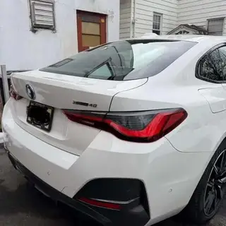 2024 BMW i4 photo 5 of 8