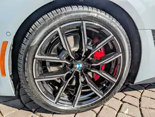 2025 BMW i4 eDrive40 photo 6 of 11