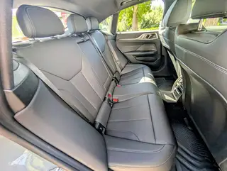 2025 BMW i4 eDrive40 photo 9 of 11