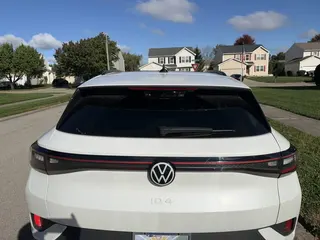 2023 VOLKSWAGEN ID.4 Pro S photo 3 of 6