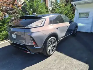 2025 CADILLAC Lyriq Luxury photo 7 of 12